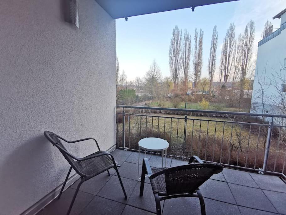 Schoene Und Ruhige Wohnung Direkt An Der Mosel Koblenz  Exterior photo